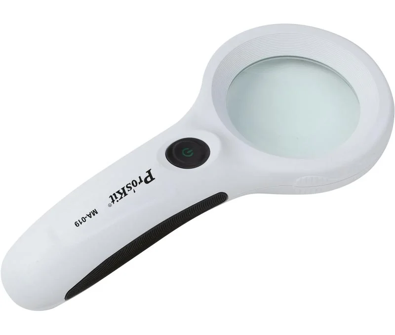 Lupa de M&atilde;o C/ Ilumina&ccedil;&atilde;o (8 Leds + 1 LED Uv)
