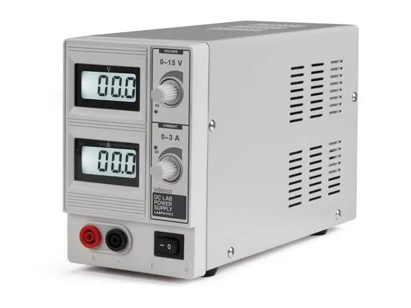 Fonte Alimenta&ccedil;&atilde;o Regul&aacute;vel Visor Duplo 0~15v 0~3a