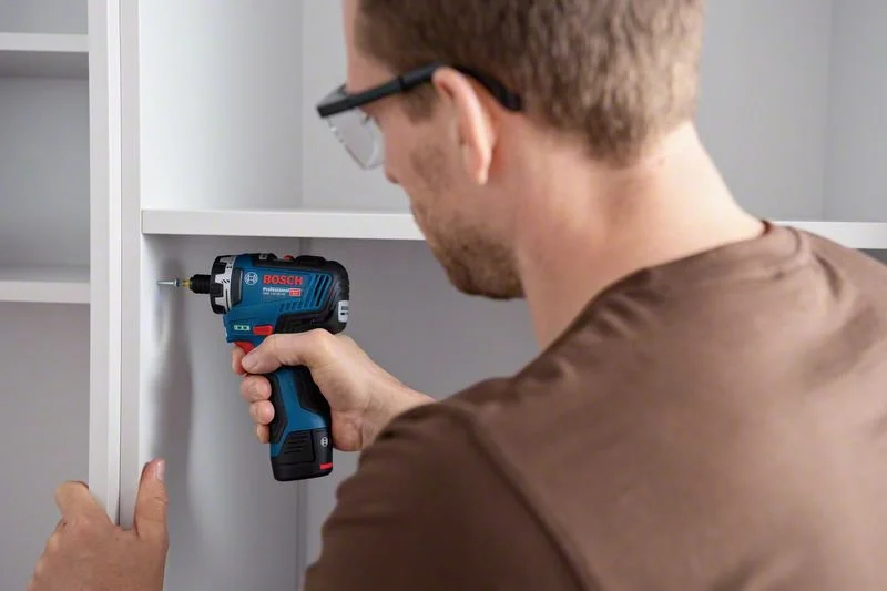 Chave de fenda sem fio de papel&atilde;o Bosch GSR 12V-35