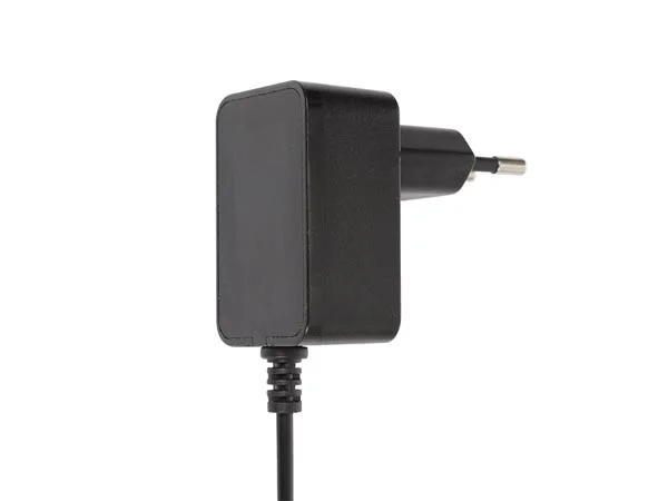 Fonte de Alimenta&ccedil;&atilde;o Univesal 12 Vdc - 1,5 a - 18w