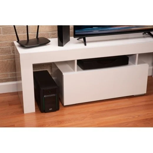 Ups 1600va 900w 6x Tomadas Ca - Apc