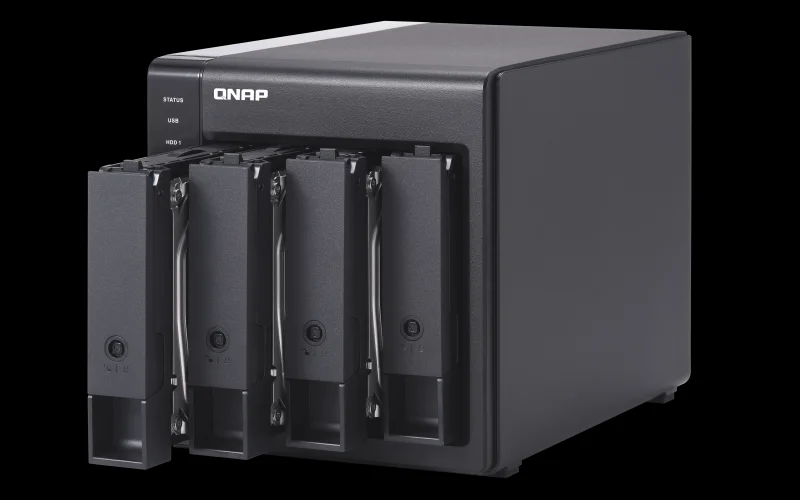Qnap Tr-004 Unidad de Disco Multiple Negro