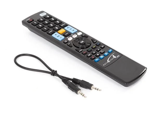 Comando Universal Program&aacute;vel 4-Em-1
