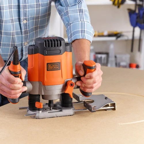 *s.Of* Tupia 1200w  Kw1200eka-Qs Black+Decker
