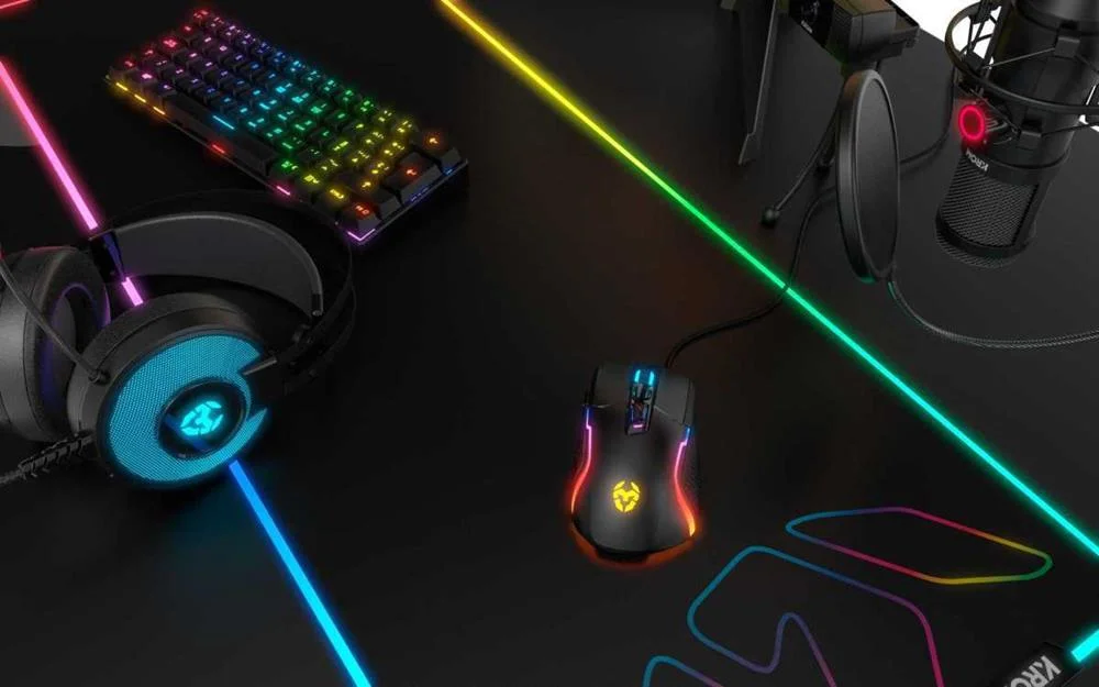 Rat&oacute;n Gaming Krom Kick