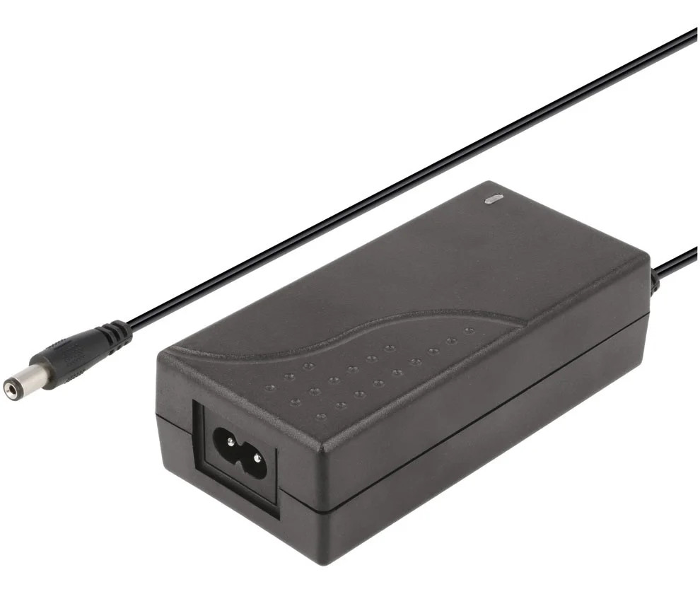 Fonte de Alimenta&ccedil;&atilde;o Universal 12vdc 7a 84w