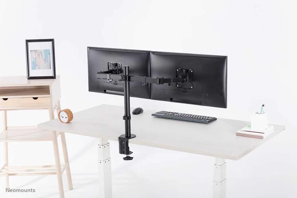 Neomounts Tis 10"-32" 2tft 3gelenke Schw. Max.8kg