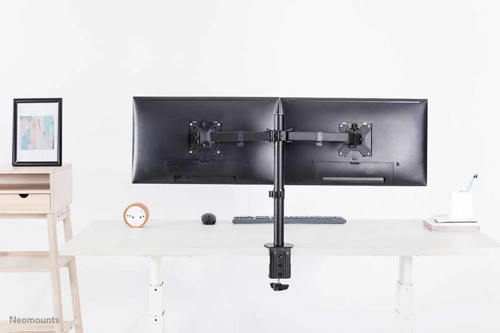Neomounts Tis 10"-32" 2tft 3gelenke Schw. Max.8kg