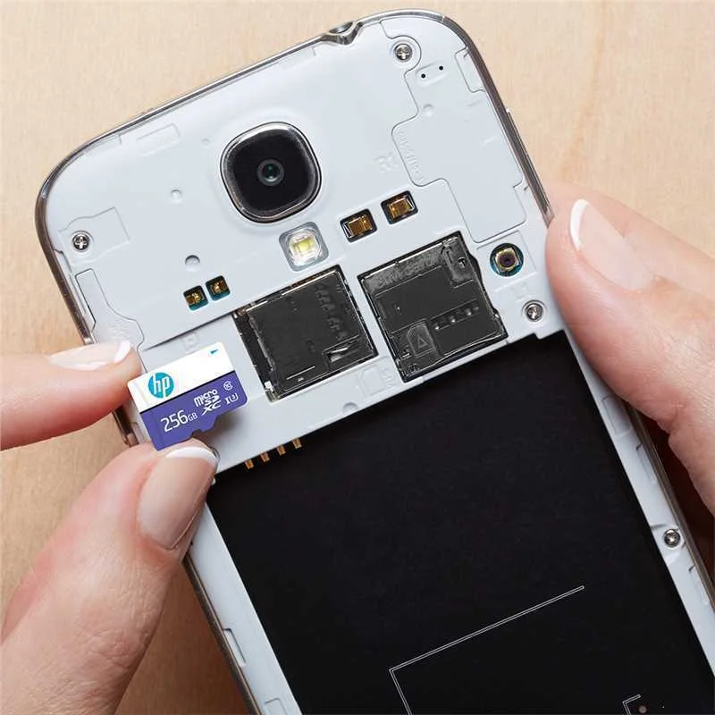 Cart&atilde;o de Mem&oacute;ria Micro Sd Com Adaptador Hp Hfud .