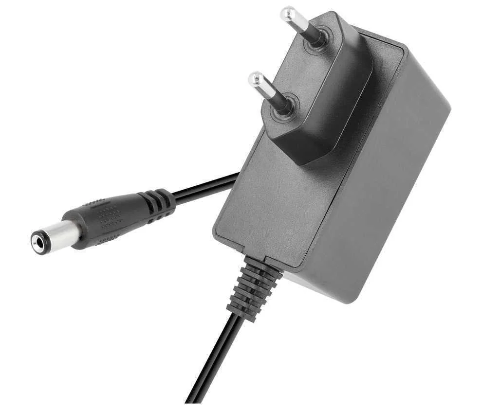 Alimentador Electr&oacute;nico Universal 30vcc/500ma