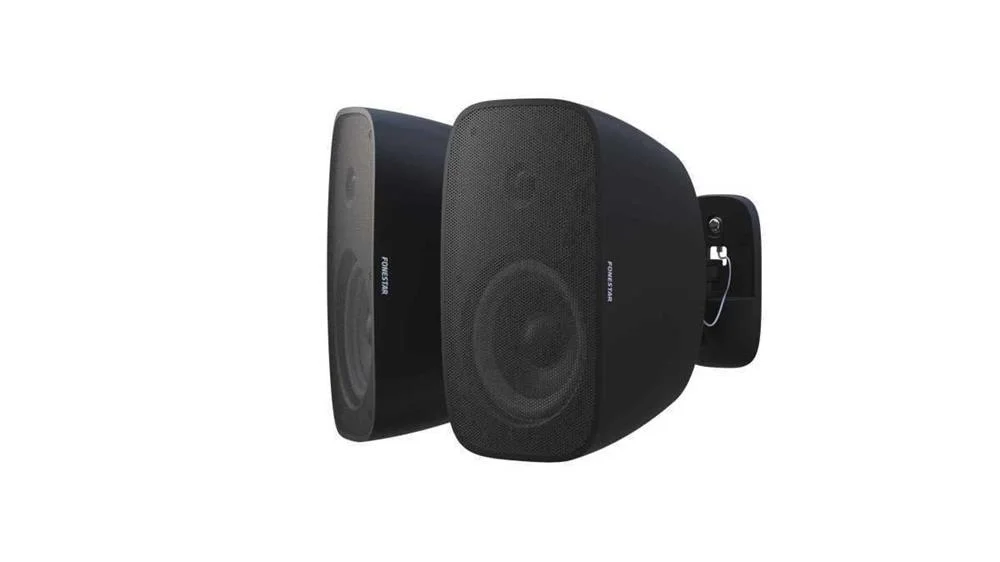 Coluna de Superf&iacute;cie 6''. 60 W Rms@8o. Prote&ccedil;&atilde;o Ip-66 e Nevoeiro Salino. Suporte de Fixa&ccedil;&atilde;o Orient&aacute;v