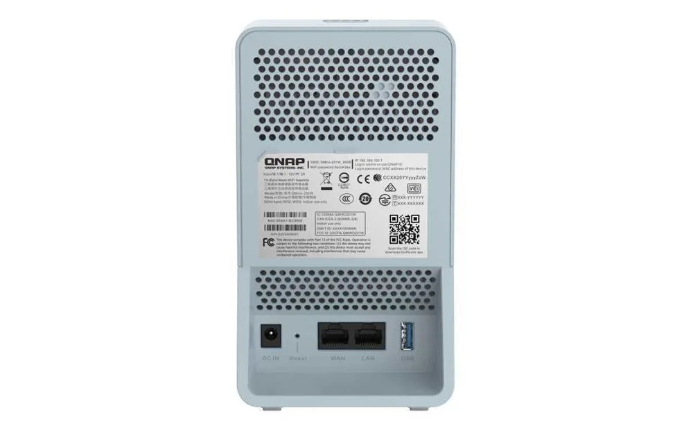 Qnap Qmiro-2010 Router Gigabit Ethernet Cables.