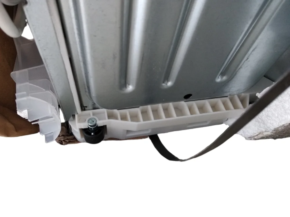 Frigor&iacute;fico Bosch Serie6 Kgn39aibt Dano Est&eacute;tico