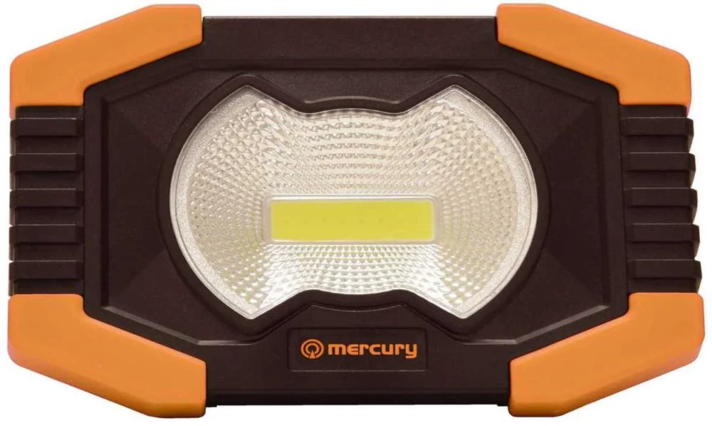 Lanterna e Luz LED Compacta