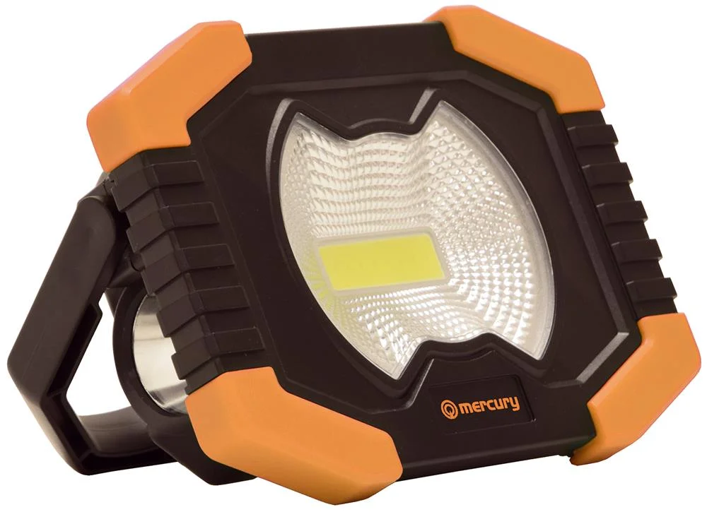 Lanterna e Luz LED Compacta