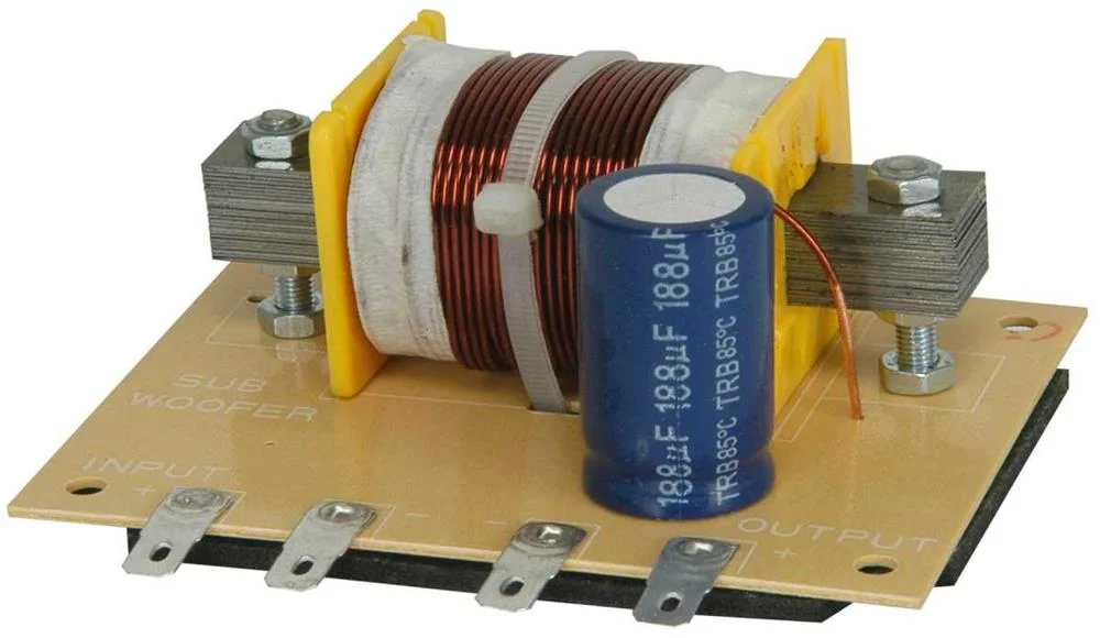 Filtro de subwoofer. 12dB. 120Hz. 4 ohms. 400W