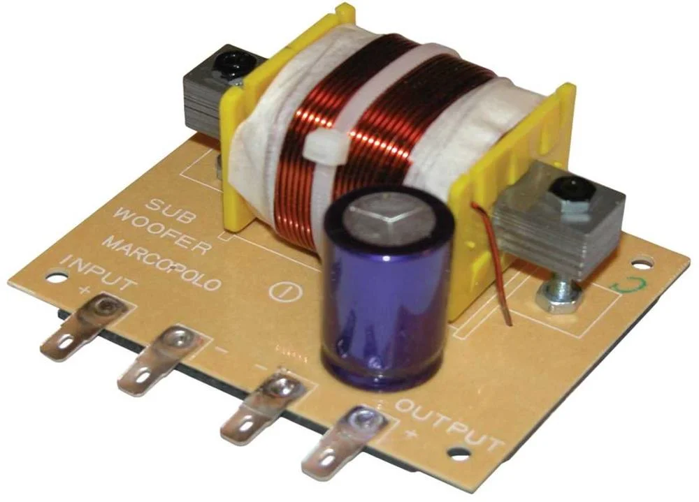 Filtro de subwoofer. 12dB. 120Hz. 4 ohms. 600W