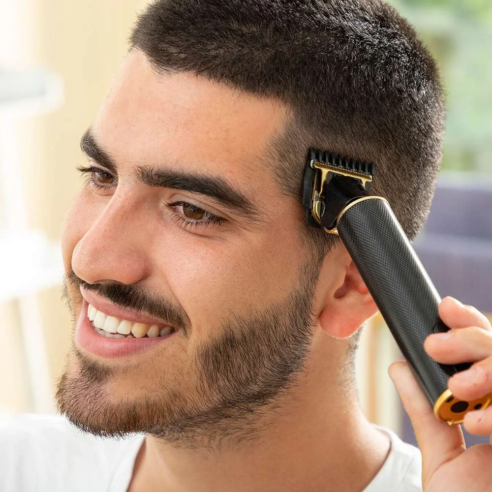 M&aacute;quina Profissional para Cortar Cabelo Recarreg&aacute;vel com Acess&oacute;rios Triher Innovagoods 