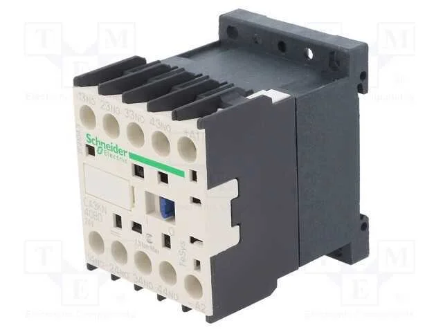 Contator: 4-de polo, NO x4, 24VDC, 10A, no painel.