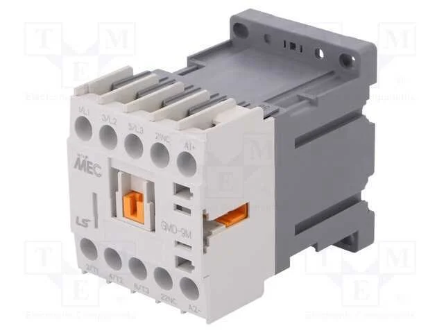 Contator: 3 polos, NO x3, Contatos auxiliares: NC.