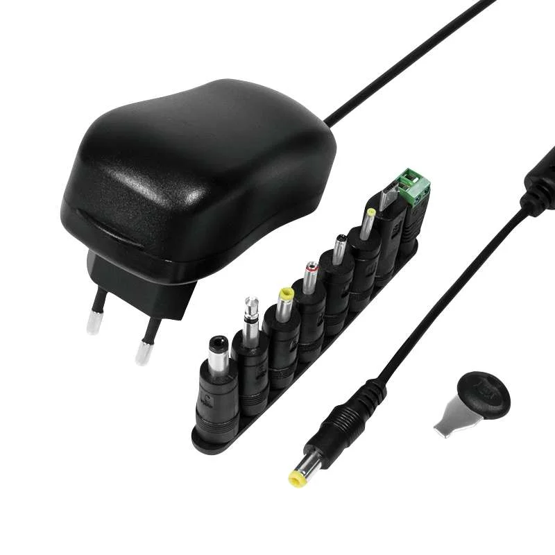 LOGILINK PA0167 ADAPTADOR E TRANSFORMADOR INTERIO.