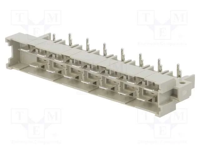 Tomada, Din 41612, Macho, Pin: 15, Angulares 90, Tht, para Pcb