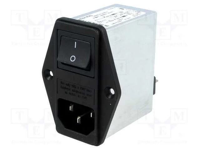 Conector: de alimenta&ccedil;&atilde;o, tomada, macho, 4A, 250V.