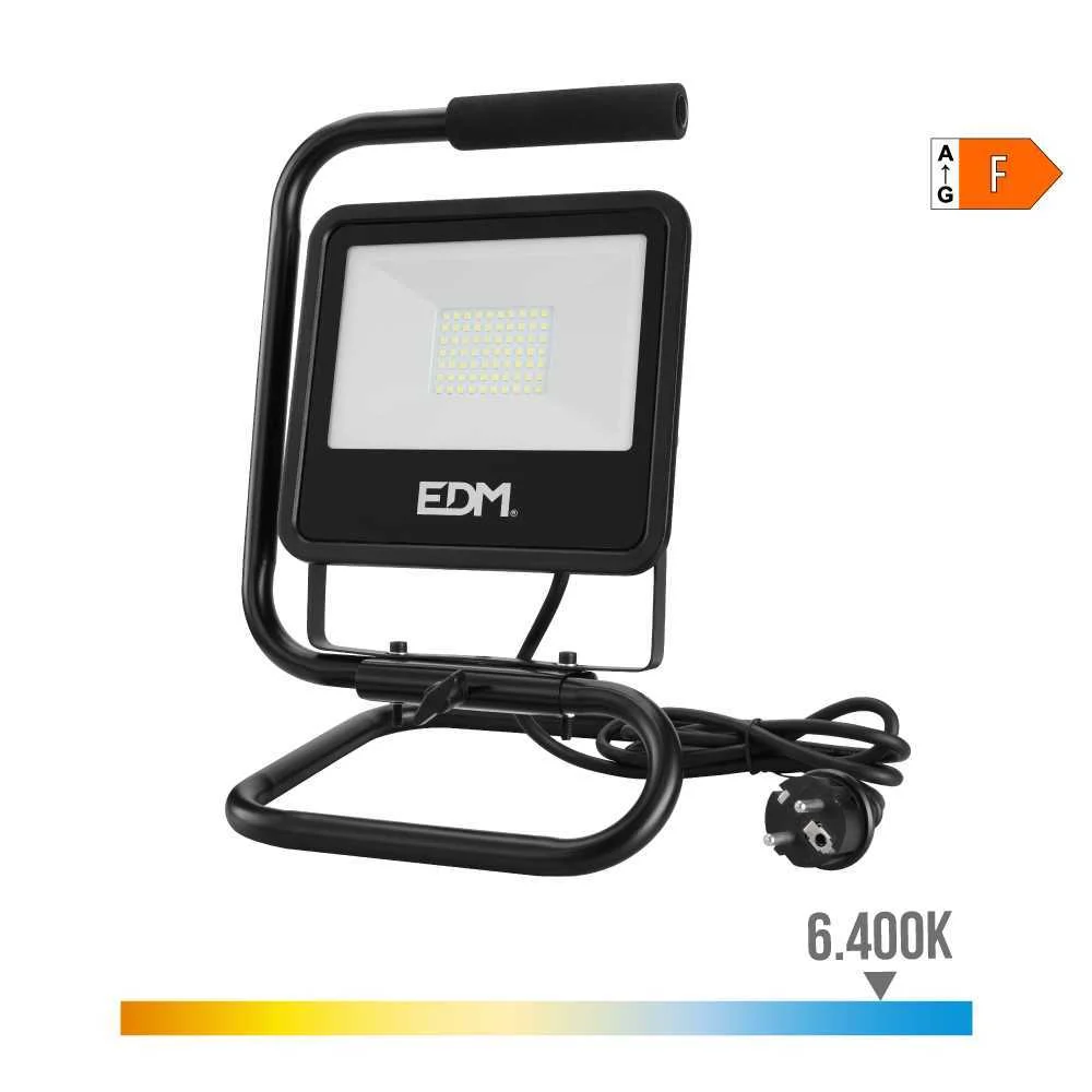 Projetor LED com P&eacute; 50w 4000lm 6400k Black Series Edm