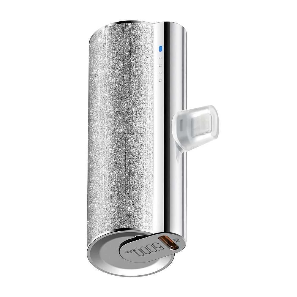 VEGER powerbank 5 000 mAh with built-in connector.