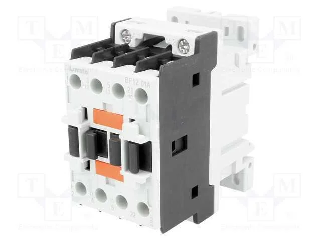 Contator: 3 polos, NO x3, Contatos auxiliares: NC.