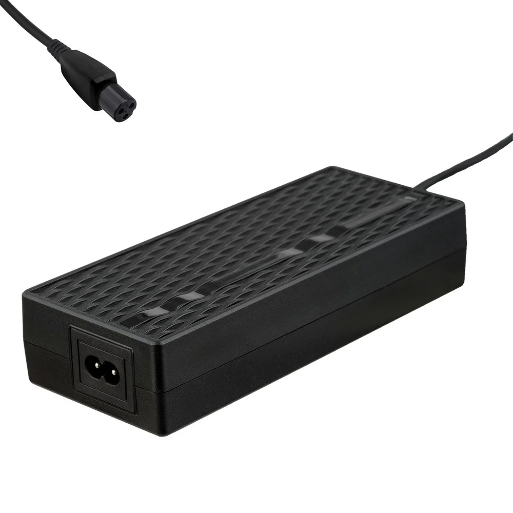 Carregador de Ve&iacute;culos El&eacute;ctricos Akyga Ak-Ev-11 42v / 2a .
