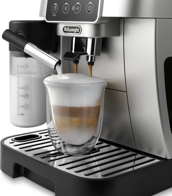 Delonghi Coffee Maker Magnifica Start Ecam 220.80 Sb Pump Pressure 15 Bar Built-In Milk Frother Auto