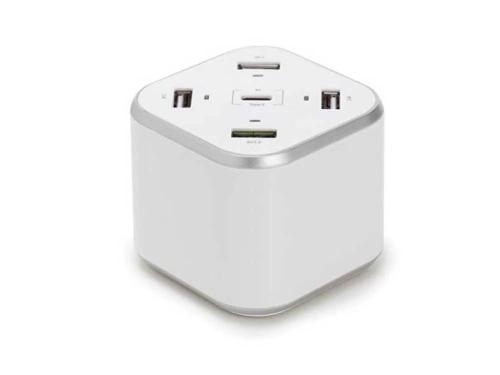 Esta&ccedil;&atilde;o Smart Usb com 3 X Usb + 1 X Carga R&aacute;pida .