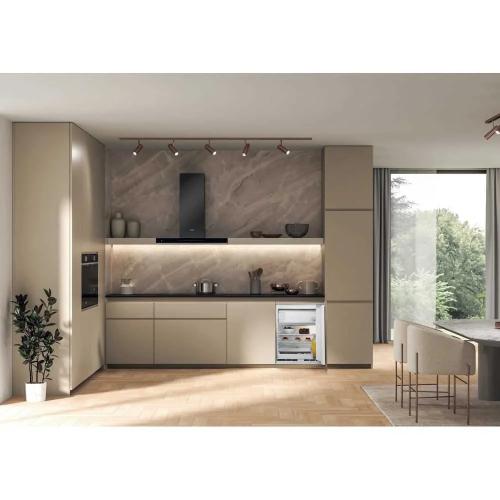 Refrigerator With/Freezer Wb011 126l (White) - Whirlpool